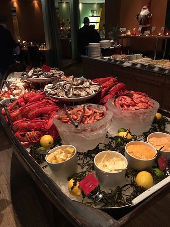 Skaldjursjulbord på Stockholm Fisk — Stockholm Fisk, Vasagatan 1